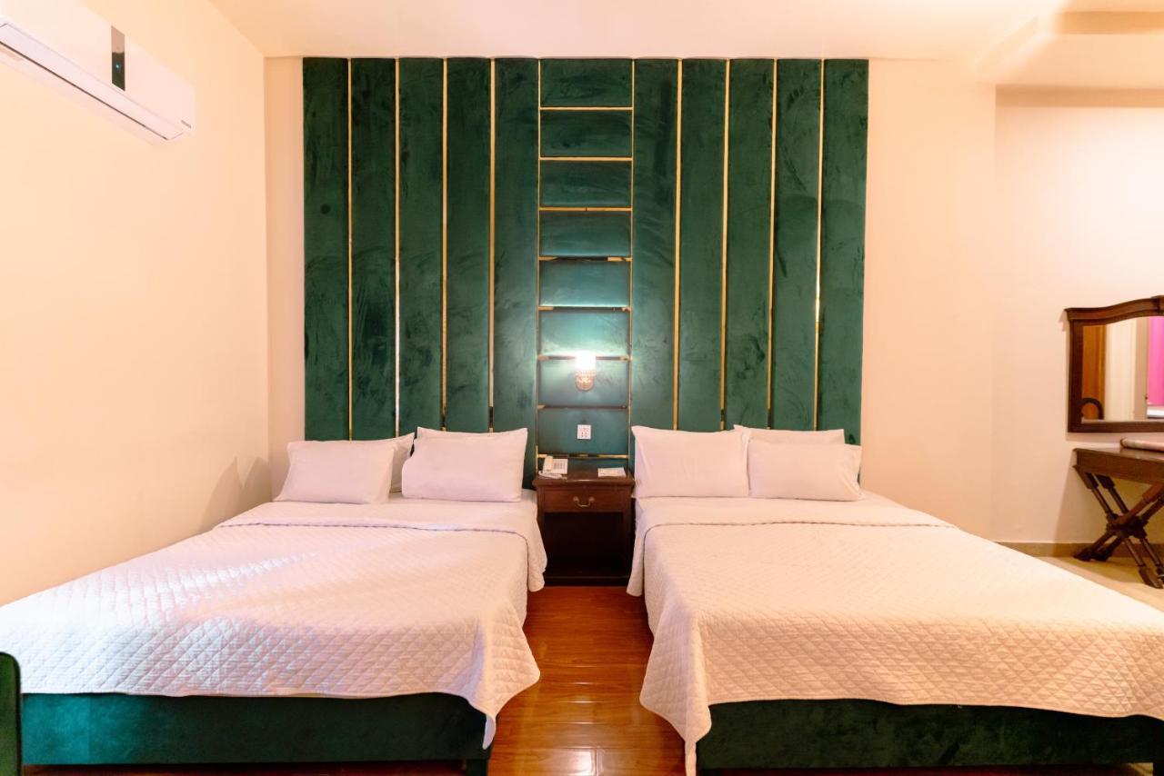 Vip House Hotel Pesavar Kültér fotó